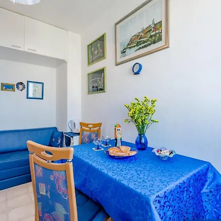 Guest house Ecija Split